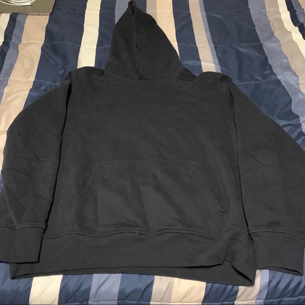 Black GAP hoodie
